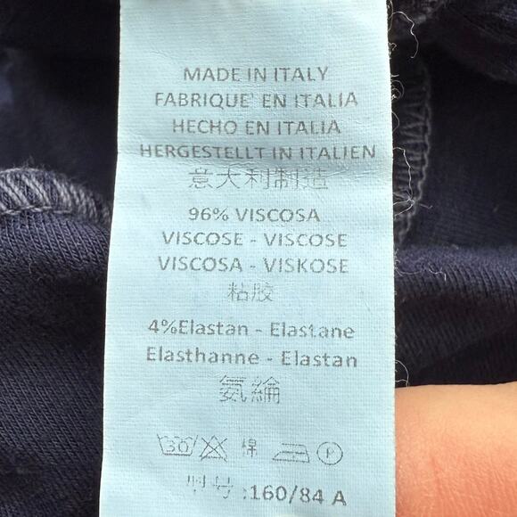 Brandy Melville Flowy Mini Skirt Navy Blue Size XS/Small - Picture 4 of 6